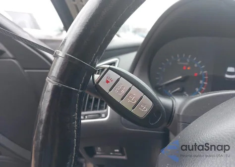 2014 Infiniti Q50 Premium/Sport z USA, uszkodzony, nr VIN JN1BV7AR8EM682399